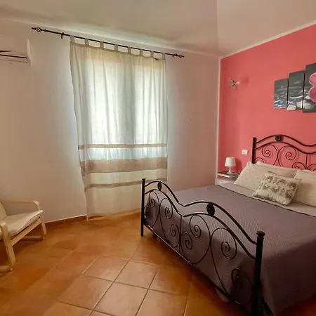 Domus De Goene Loceri